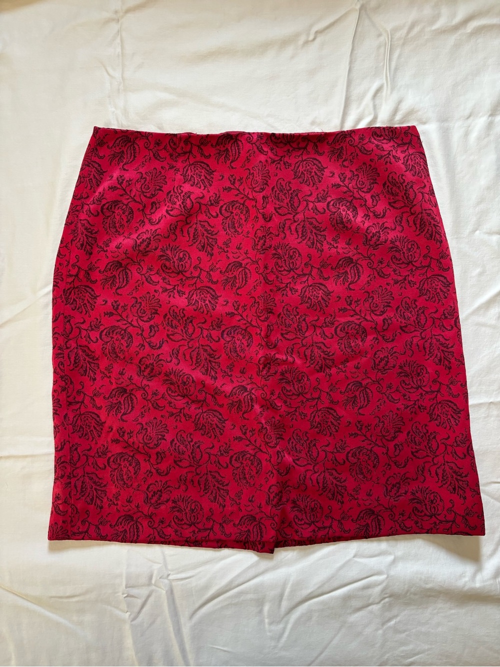 Ann Taylor Red Jacquard Pencil Skirt with Black Floral Pattern